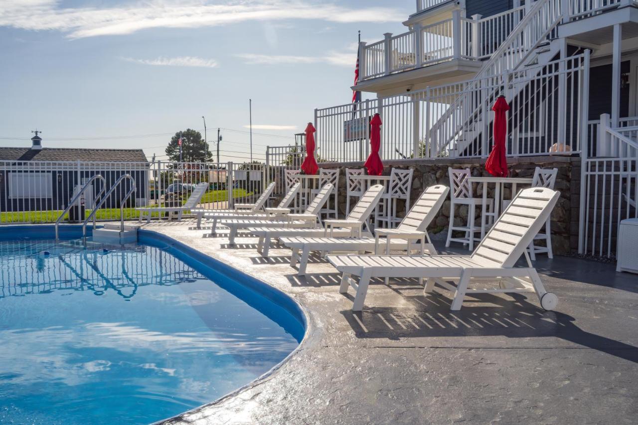 935 Ocean, A Beachside Inn Hampton Esterno foto