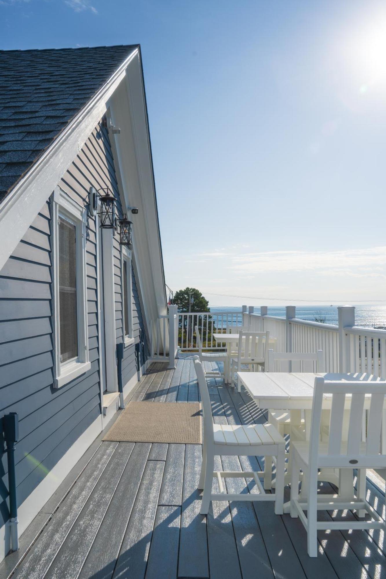 935 Ocean, A Beachside Inn Hampton Esterno foto