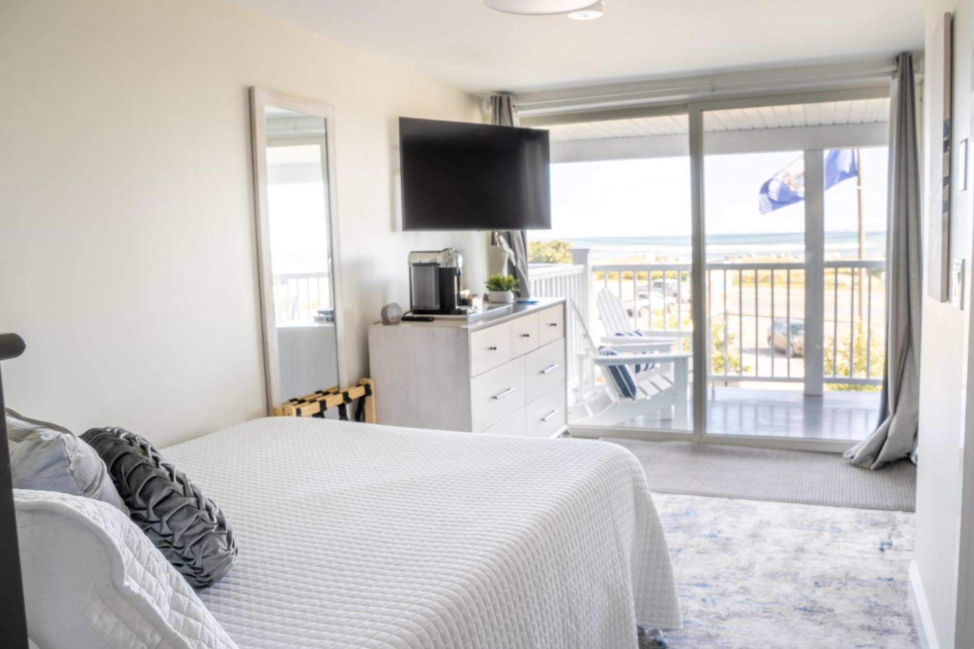 935 Ocean, A Beachside Inn Hampton Esterno foto